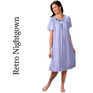 Shadowline Petals Flutter Sleeve Nightgown Size Medium